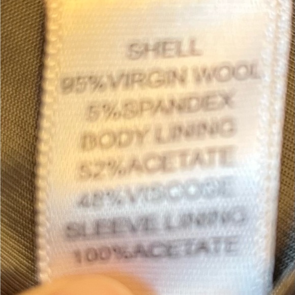 Banana Republic Dark Gray Wool 2 Pc Pinstripe Suit Size 42R Slacks W35” L34” - Picture 15 of 16